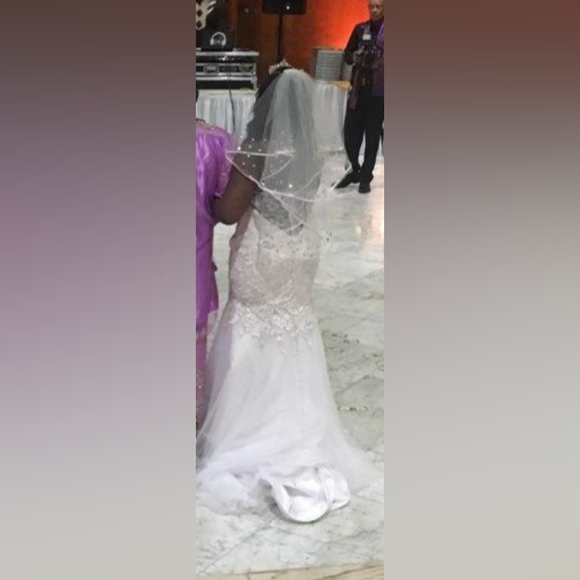 Ivory Strapless Wedding Dress - Picture 9 of 10